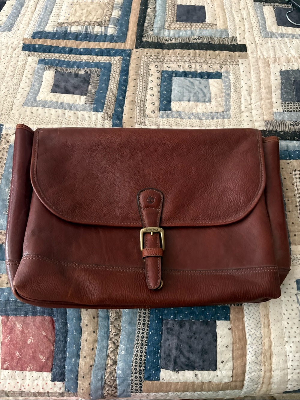 Timberland Chestnut Brown Leather Laptop Messenger Bag